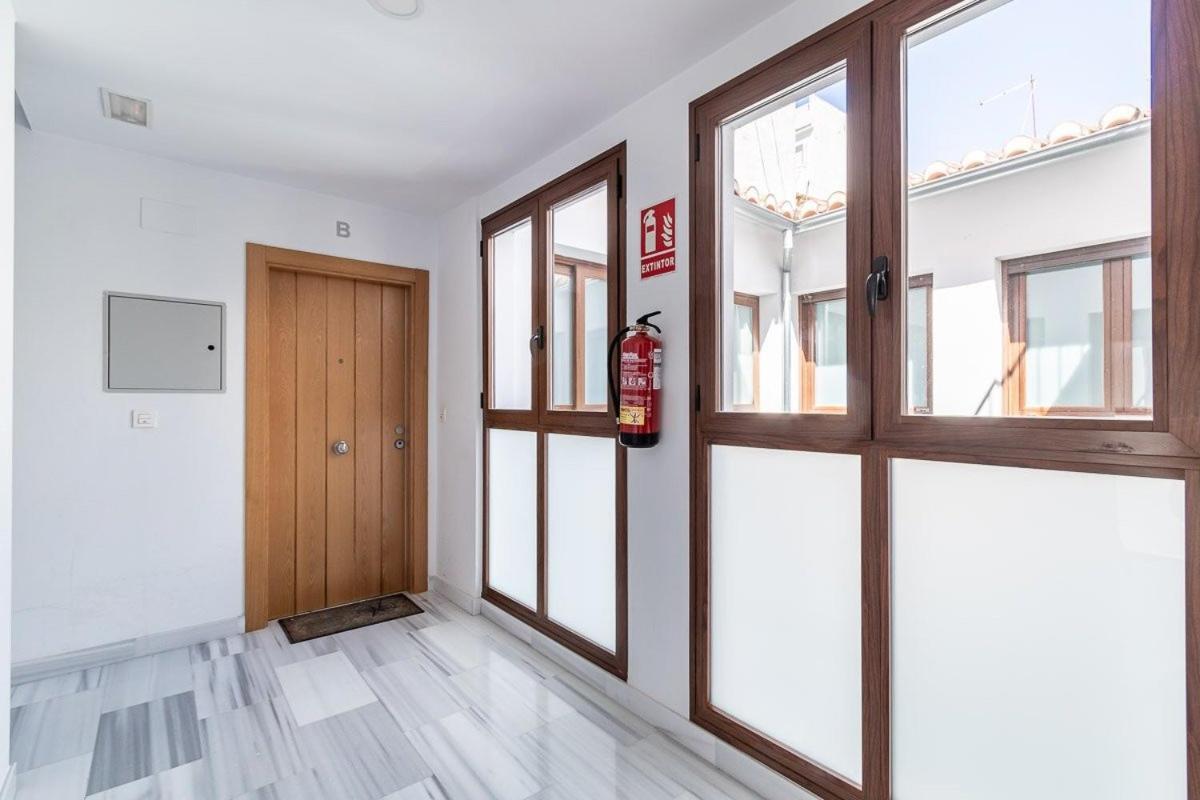 Grace Apartments - 3 Bedroom City Centre グラナダ エクステリア 写真