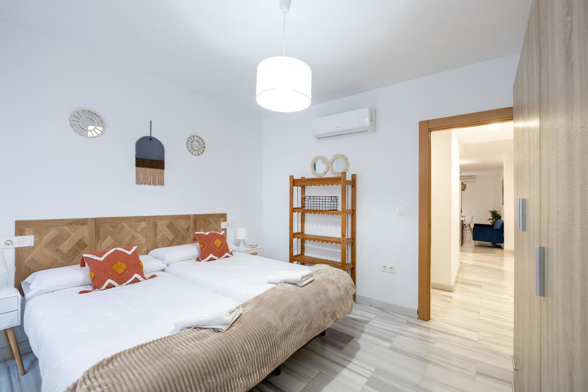 Grace Apartments - 3 Bedroom City Centre グラナダ エクステリア 写真